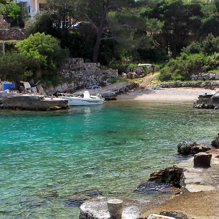 By The Sea Mudri Dolac Pensionat 3*